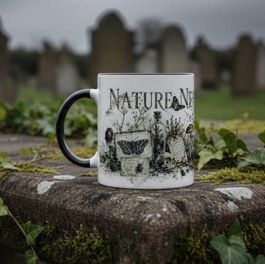 Gothic Botanik Tasse Nature Never Truly Dies