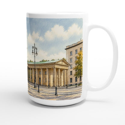 Berlin-Keramiktasse mit Brandenburger Tor und Quadriga als Geschenkidee für Berlin-Liebhaber, Städtereisende und Freunde historischer Architektur