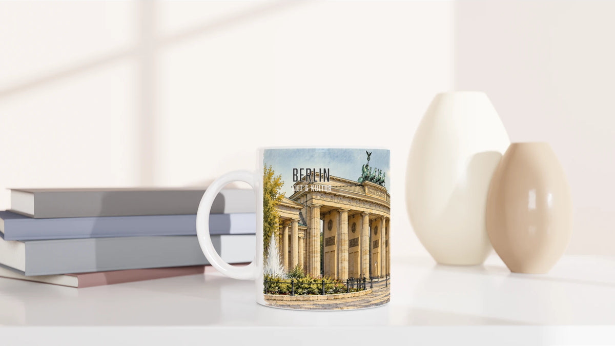 Berlin Keramiktasse mit Brandenburger Tor als Geschenkidee für Berlin-Fans, Reisende, Architekturfreunde und Liebhaber deutscher Wahrzeichen.
