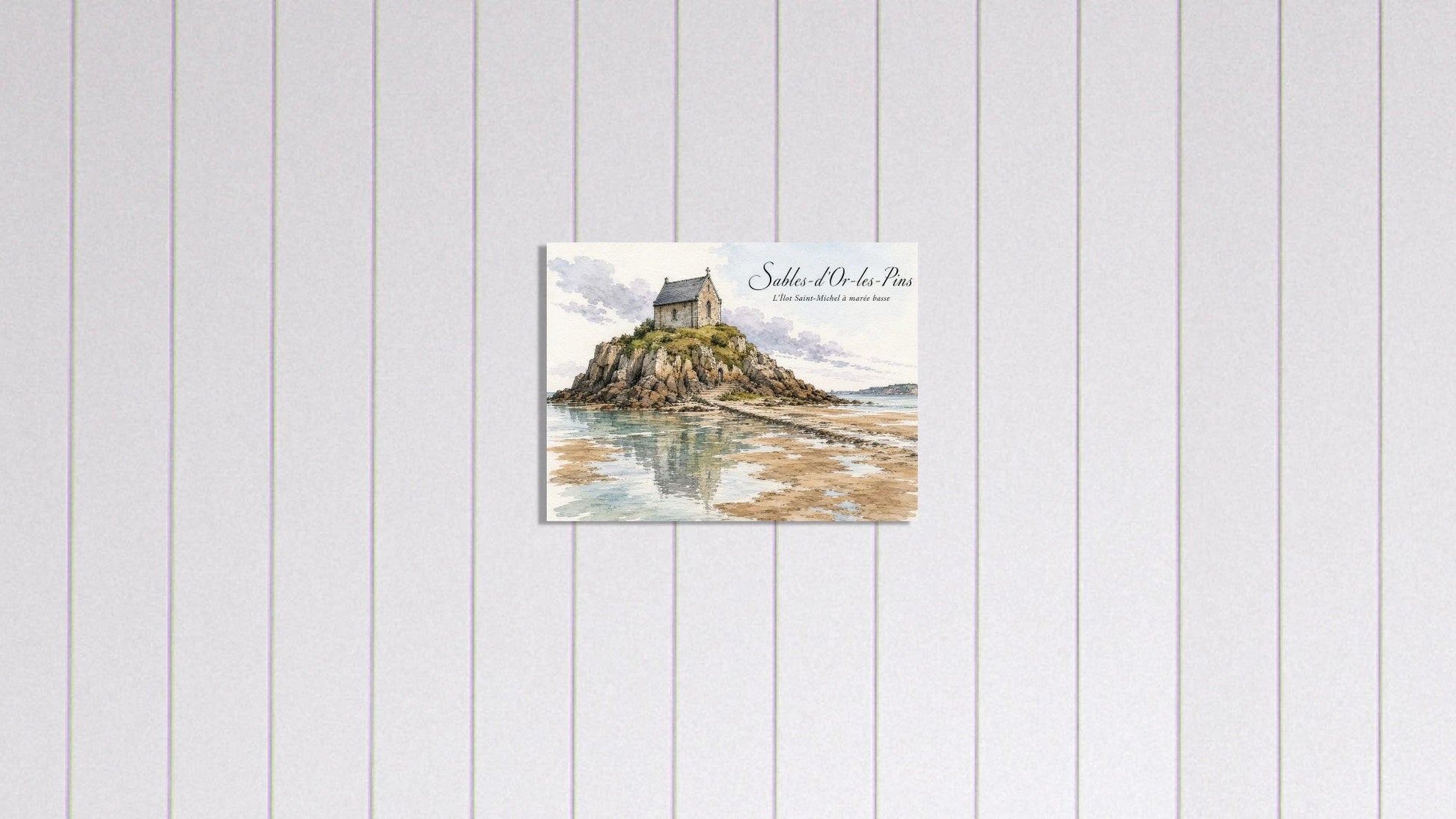 Bretonische Küstenlandschaft bei Ebbe mit spiegelnden Wasserflächen, Sandbänken und dem Îlot Saint-Michel als hochwertiger Fine-Art-Druck