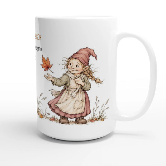 Personalisierbare weiße Keramiktasse mit zwei liebevoll illustrierten Gnomen, Herbstgräsern und fallenden roten und orangefarbenen Blättern.