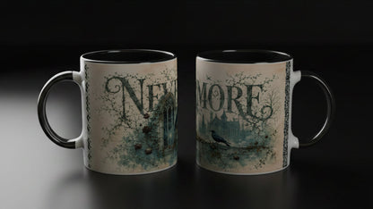 Weiße Tasse mit schwarzer Innenseite und melancholischer Rabenillustration in Blaugrau