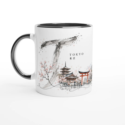 Weiße 330 ml Keramiktasse mit Tokyo Aquarellillustration, Torii, Kirschblüten, Skyline und großem Tusche-T aus der Serie Sakura & Steel