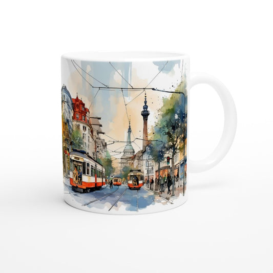 Weiße Keramiktasse mit Berliner Stadtmotiv und Fernsehturm im lockeren Aquarellstil