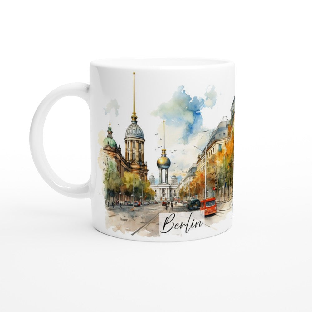 Weiße Kaffeetasse 330 ml mit urbaner Berliner Straßenszene und farbiger Aquarellillustration