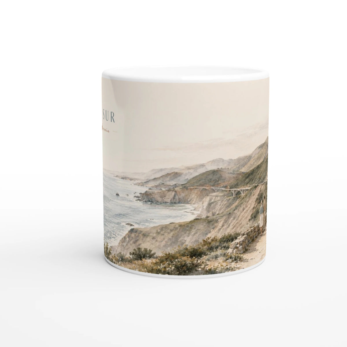 Seitliche Ansicht der Big Sur California Tasse mit steiler Pazifikküste, trockenen Berghängen, kurviger Küstenstraße und Brücke als sanfte nostalgische California Aquarellillustration