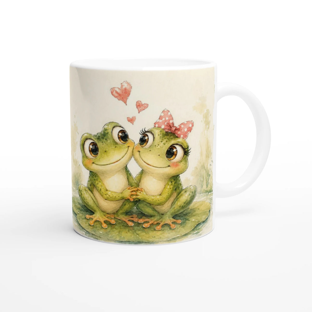 Weiße Edition der personalisierten Froschpaar Tasse 330 ml mit verliebten Fröschen, kleinen Herzen und zarter Aquarellgestaltung.