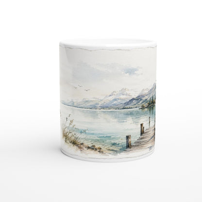 Keramiktasse 330 ml mit französischer Alpenlandschaft und ruhigem Seeufer.