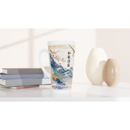 Japan inspirierte Latte Tasse mit Maneki Neko Motiv, Sakura Zweigen und ruhigem Zen Ambiente als besondere Geschenkidee
