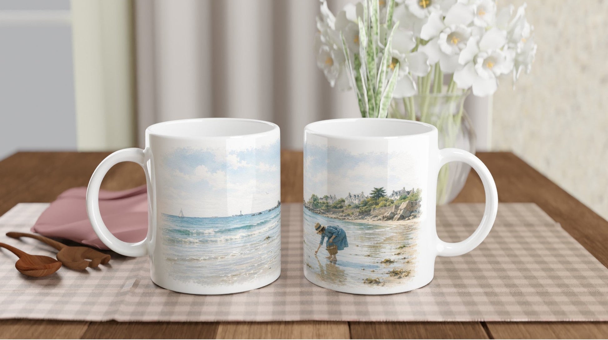 Mano et Arte Tasse mit ruhigem Bretagne-Motiv, Meer, Felsen und Strandlandschaft.