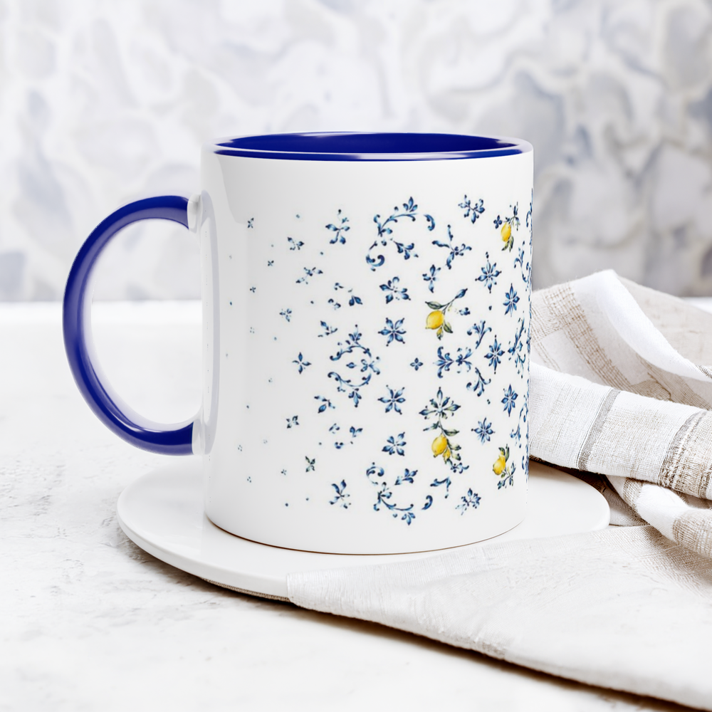 Mediterranes Tassendesign inspiriert von handbemalter Keramik