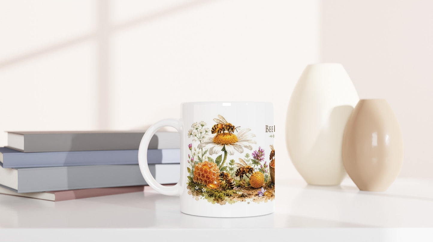 Bienen Tasse 330 ml als Geschenkidee für Honigliebhaber und Gartenfreunde.