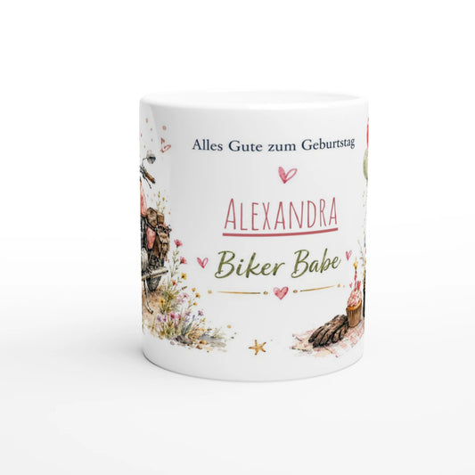 Personalisierte Biker Babe Tasse 325 ml mit dem Namen Alexandra, Geburtstagsgruß, rosa und grüner Typografie sowie floralen Aquarelldetails.