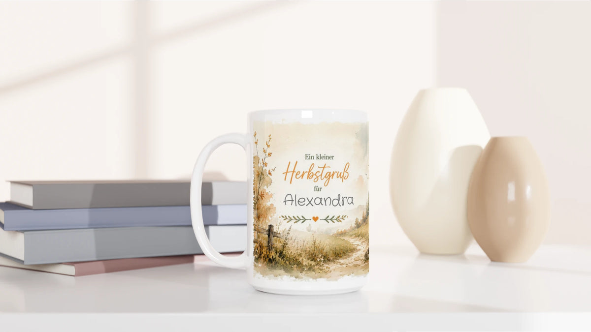 Große personalisierte Herbsttasse mit individuellem Text und feiner Aquarellgestaltung als persönliche Geschenkidee für die Herbstzeit.