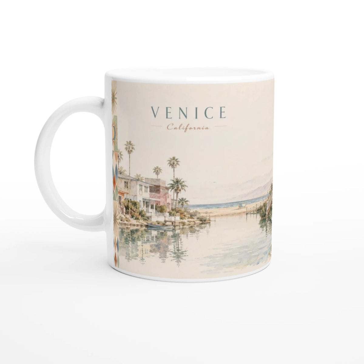 Venice California Tasse 0,33 l mit Aquarellmotiv aus ruhigem Kanal, Palmen, kalifornischen Häusern und Küstenblick sowie dem Schriftzug VENICE California