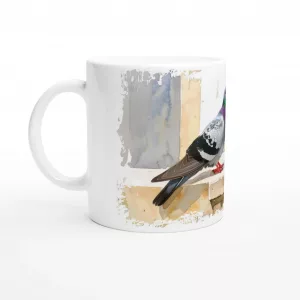 Tauben Tasse 330 ml aus der Serie Still Branch Birds mit zwei ruhigen Stadttauben auf einer schlichten Mauer im sanften Aquarell-Gouache-Stil