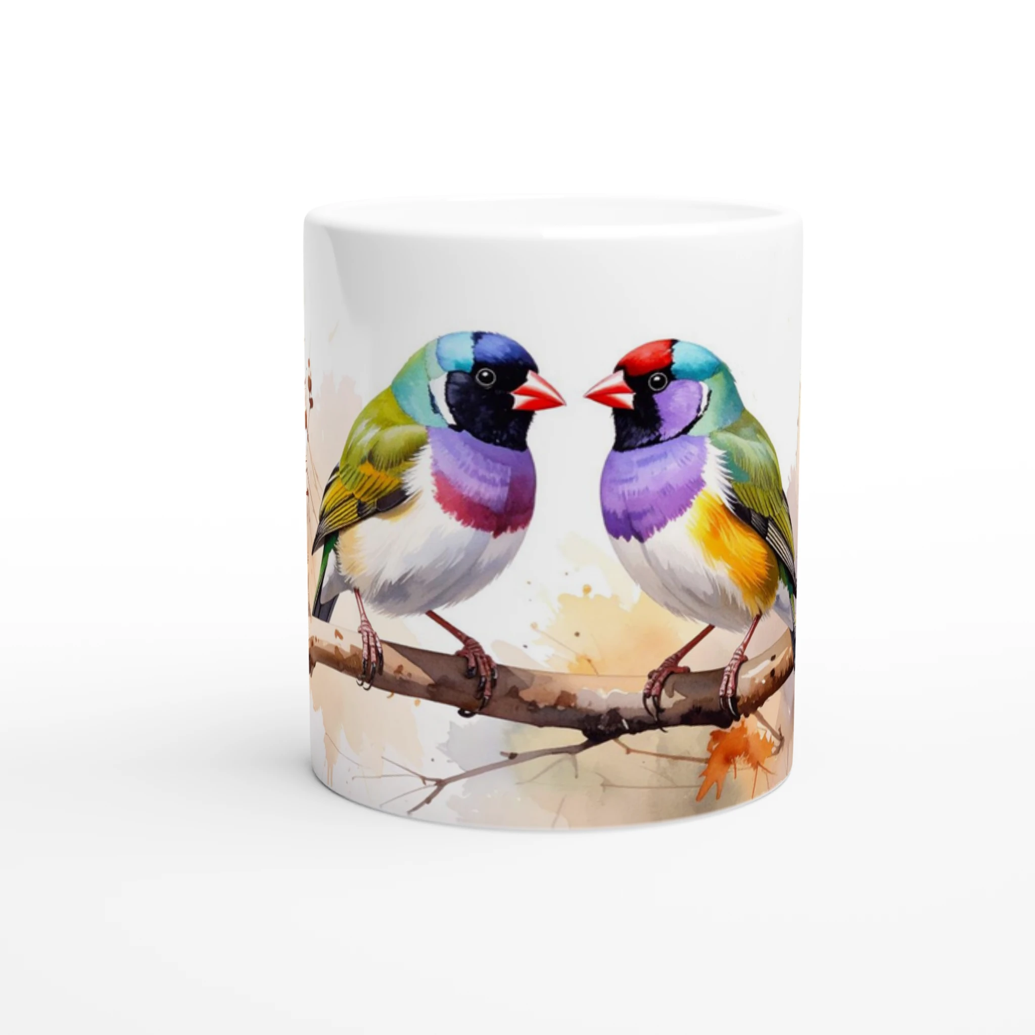 Bunte Keramiktasse mit exotischem Vogelmotiv auf einem Frühstückstisch, modernes Natur-Design. Bunte Keramiktasse mit exotischem Vogelmotiv auf einem Frühstückstisch, modernes Natur-Design.