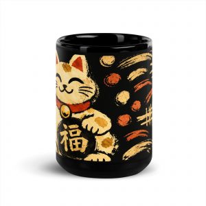Schwarze Keramiktasse mit großer japanisch inspirierter Glückskatze in warmen Creme-, Ocker- und Rottönen, erhältlich in 330 ml oder 440 ml