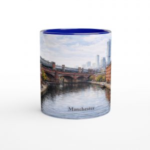 Manchester Aquarell Tasse 330 ml aus der Serie English City Portraits mit Kanal, Backsteinfassaden, Brücke und historischer Industriearchitektur