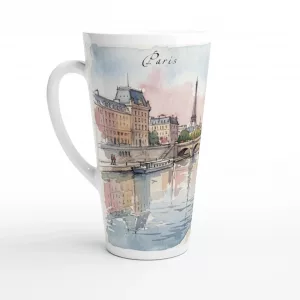 Paris Latte Tasse 440 ml mit Seine, Brücke, Booten, Uferweg und Eiffelturm im feinen Aquarellstil