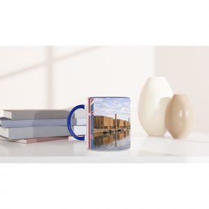 Liverpool Aquarell Tasse 330 ml aus der Serie English City Portraits mit Waterfront, Albert Dock, Skyline und dezenten England-Flaggenelementen