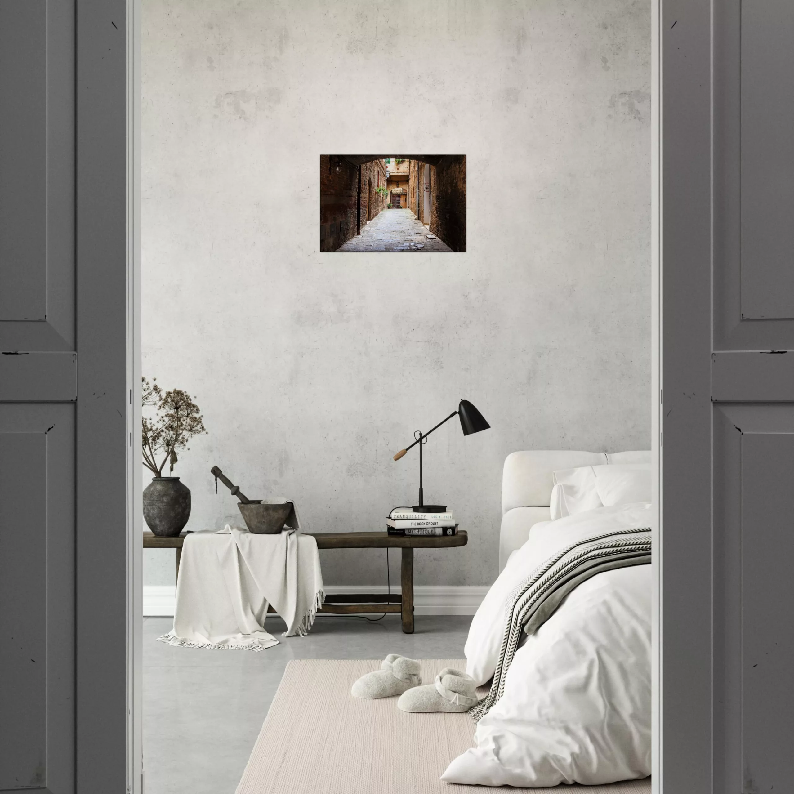 Siena Leinwandbild 60×40 mit historischer Altstadtgasse, Backsteinmauern und Foto von Görgen J Manns Siena Leinwandbild 60x40 mit historischer Altstadtgasse, Backsteinmauern und Foto von Görgen J Manns