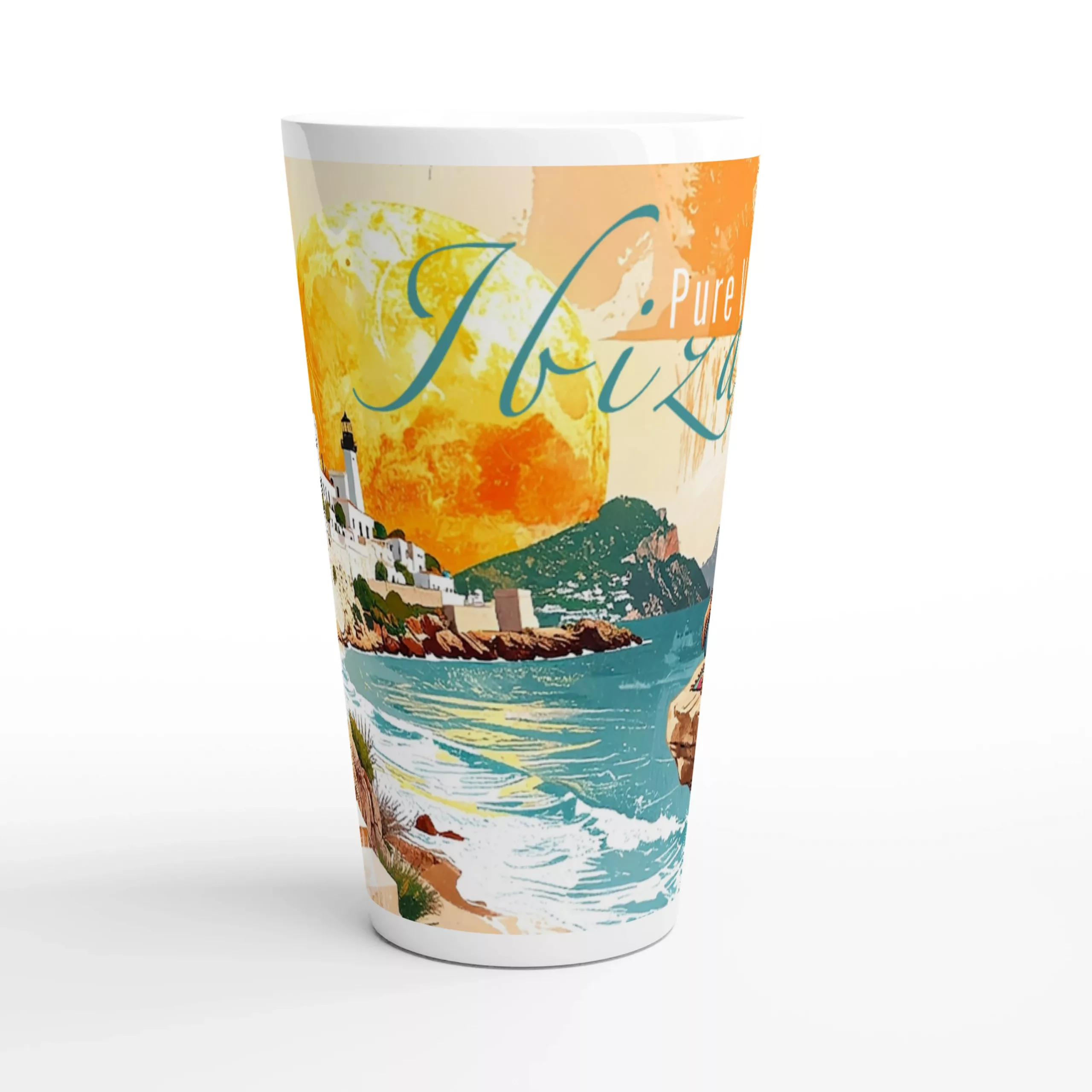 Ibiza Latte Tasse 440 ml mit stilisierter Küstenszene, Leuchtturm, weißer Architektur, türkisfarbenem Meer, großer goldener Sonne und Schriftzug Pure Vida Ibiza Ibiza Latte Tasse 440 ml mit stilisierter Küstenszene, Leuchtturm, weißer Architektur, türkisfarbenem Meer, großer goldener Sonne und Schriftzug Pure Vida Ibiza