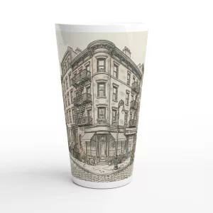 West Village Latte Tasse 440 ml mit gezeichneter New Yorker Straßenszene im ruhigen Aquarellstil