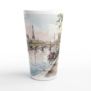 Paris Latte Tasse 440 ml mit Seine, Brücke, Booten, Uferweg und Eiffelturm im feinen Aquarellstil