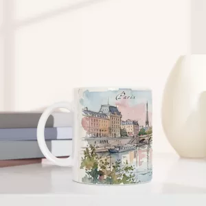 Paris Tasse 330 ml mit Seine, Brücke, Booten und Eiffelturm im feinen Aquarellstil